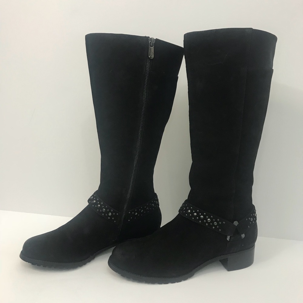 ADRIENNE VITTADINI NWOT Black Trooper Boots Suede